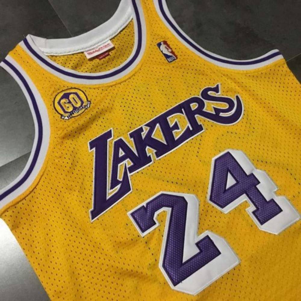 Men's Los Angeles Lakers Kobe Bryant #24 Throwback Yellow 2007-08 Hardwood Classics Jersey-Pro Kit Vault | Brand New 26/27 Sports Jerseys